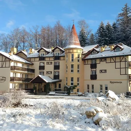 Nowa - Hotel